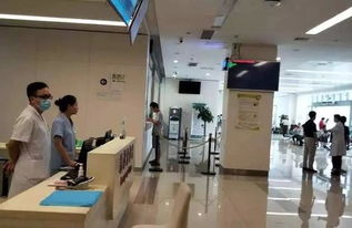 致敬,醫(yī)療工作者 逆風(fēng)而行,醫(yī)者仁心