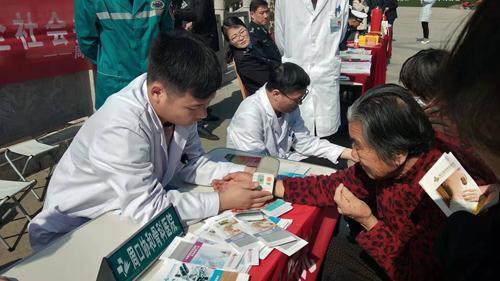 關(guān)節(jié)置換術(shù)后周圍骨折的治療(周口協(xié)和骨科醫(yī)院 關(guān)節(jié)2科 .