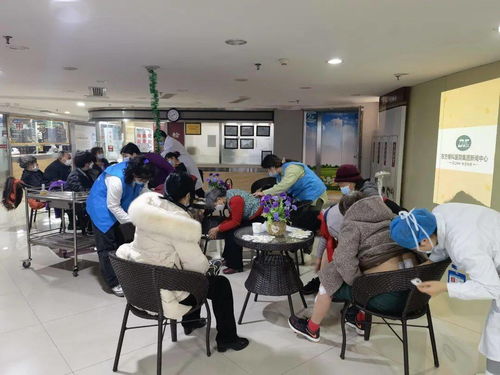 貴陽東方骨科醫(yī)院2021年特色老膏藥 三九貼公益活動今日圓滿結(jié)束