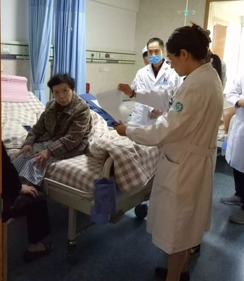 詹氏中醫(yī)骨傷醫(yī)院第四季度行政查房